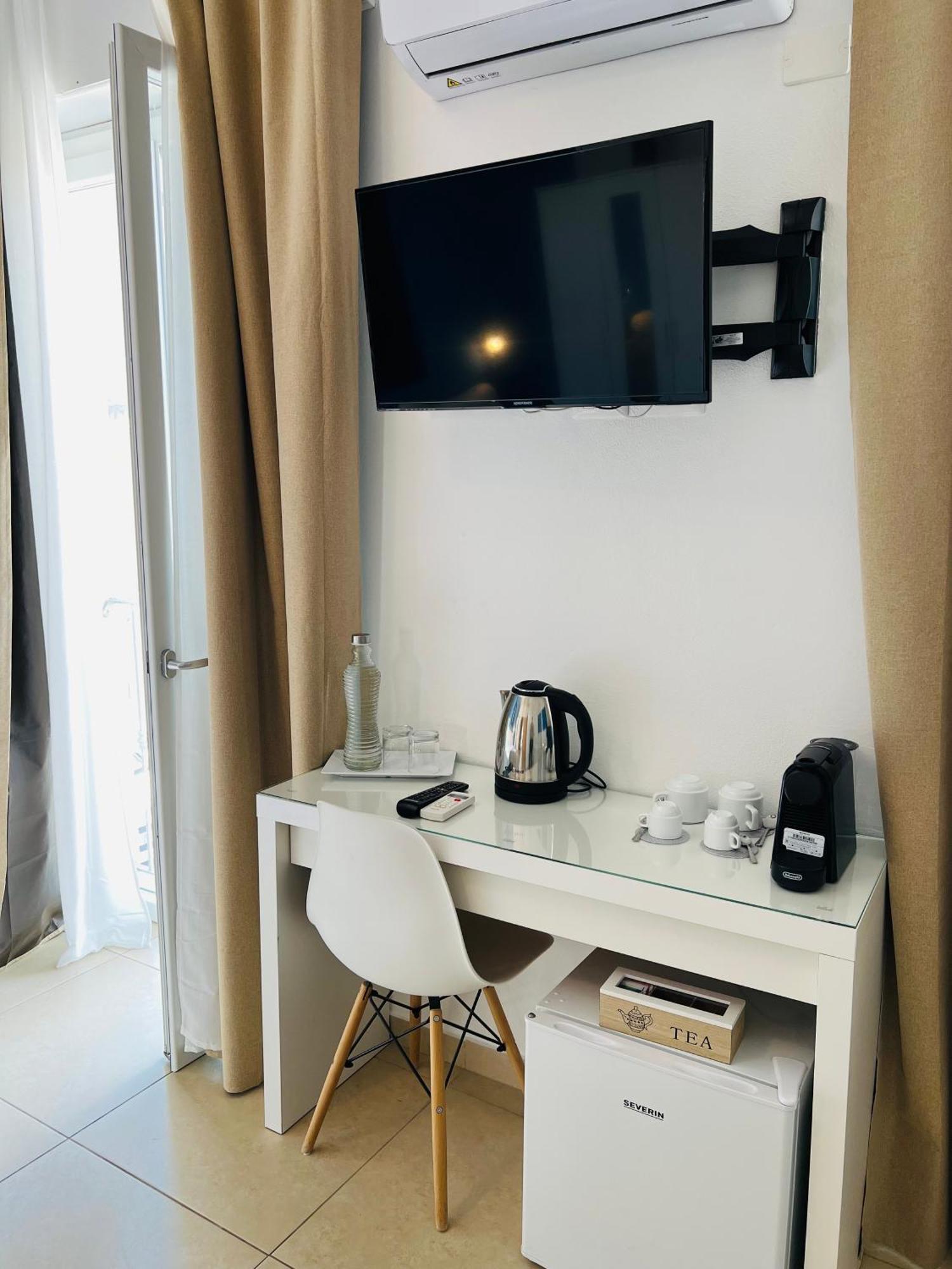 Les Chambres De Francoise Guest House 奧爾比亞 外观 照片