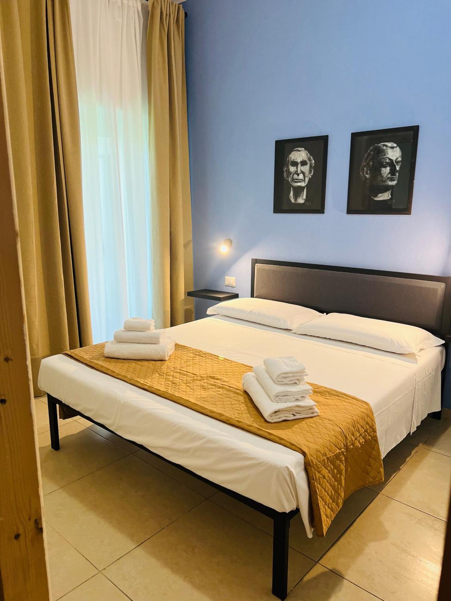 Les Chambres De Francoise Guest House 奧爾比亞 外观 照片
